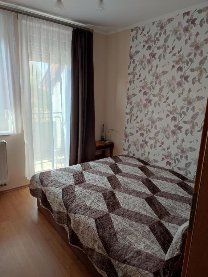 Larix Apartman Sárvár Exterior foto