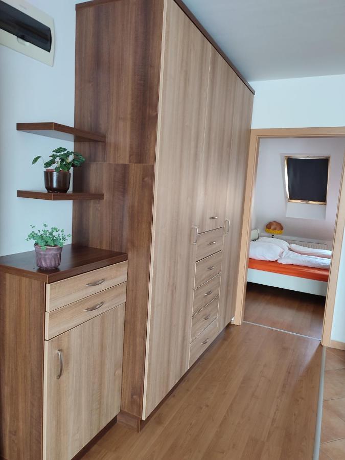 Larix Apartman Sárvár Exterior foto